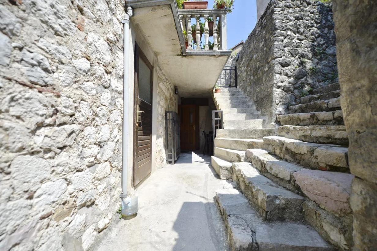 Apartment Amigo Old Town Kotor Exteriör bild