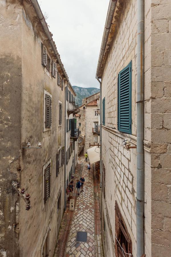 Apartment Amigo Old Town Kotor Exteriör bild
